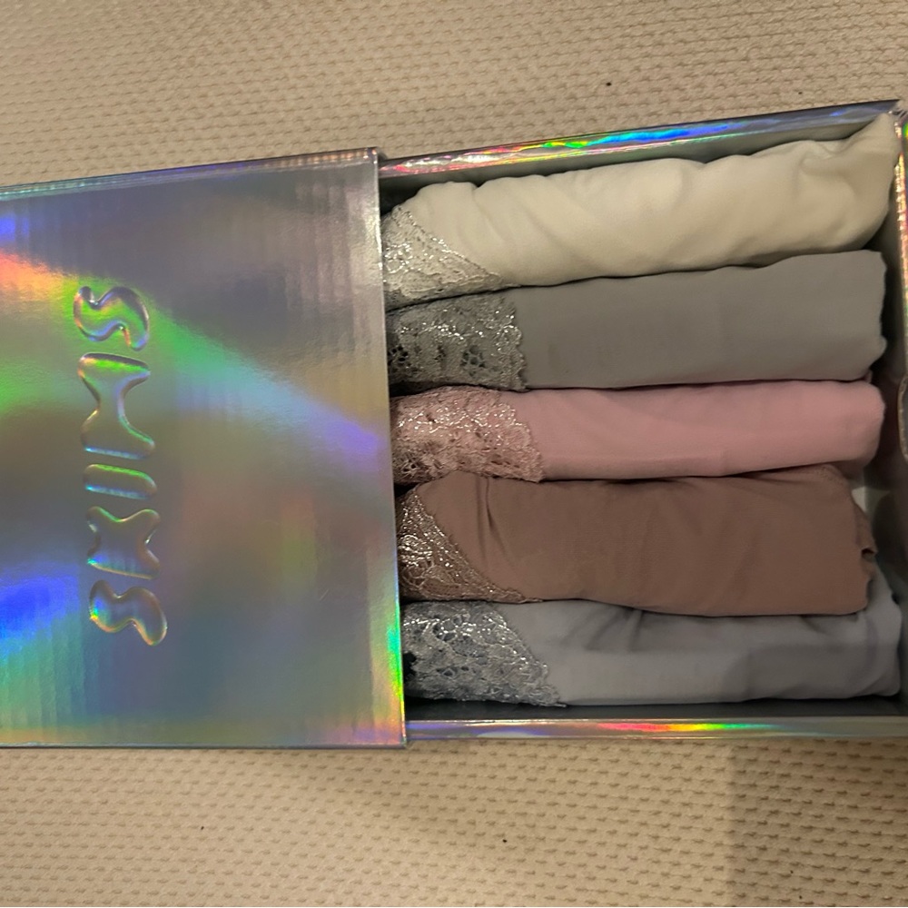 SKIMS thong 5-pack